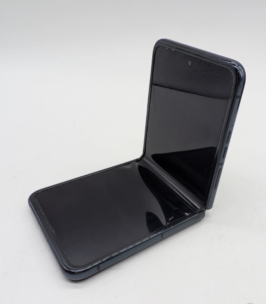 Motorola Razr 50 Ultra Smartphone – Defekt