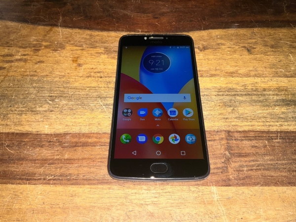 Motorola Moto E4 Plus grau XT-1771 16GB 2GB 5,5″ Android Smartphone