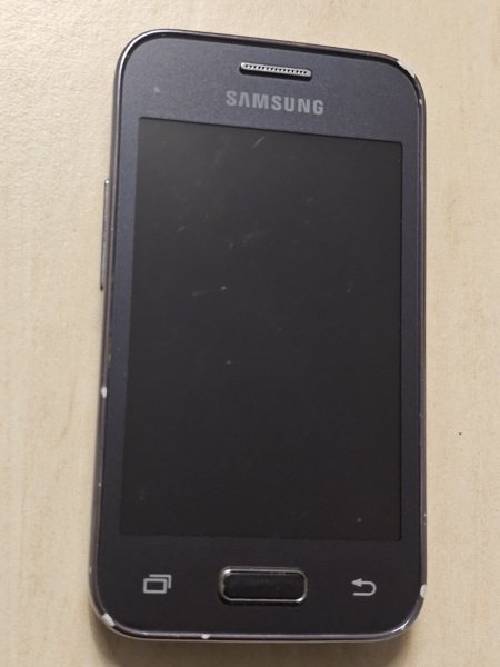 Samsung Galaxy Young 2 SM-G130HN grau 4GB Tesco Smartphone