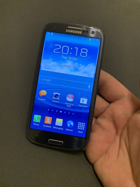 Samsung Galaxy S3 I9300 schwarz entsperrt 16GB 4,8″ 8MP 1GB RAM Android Smartphone
