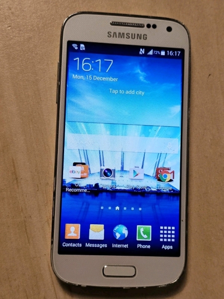 Samsung Galaxy S4 mini GT-I9195 grau 8GB 02 Smartphone
