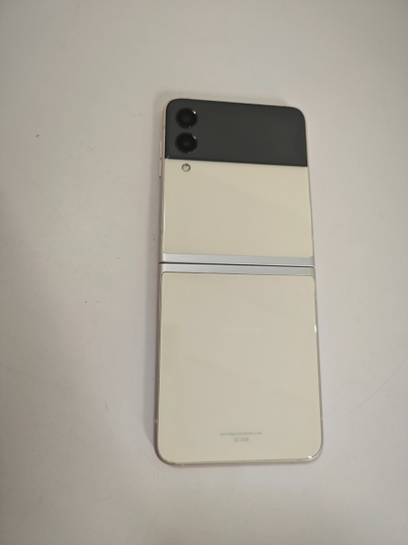 Samsung Galaxy Z Flip3 5G 6.7″ 12MP Android 14 International version smartphone