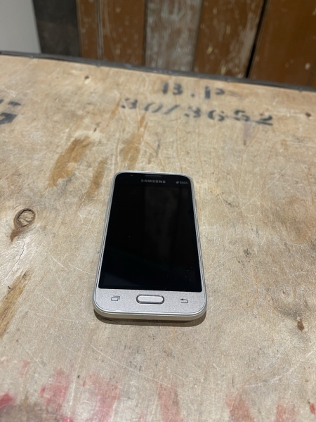 Samsung Galaxy J1 Mini Prime SM-J106H Smartphone Dual Sim Handy