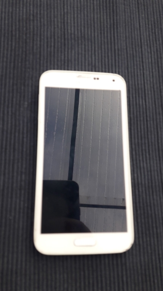 Samsung  Galaxy S5 SM-G900F – 32GB – Shimmering White (Ohne Simlock) Smartphone