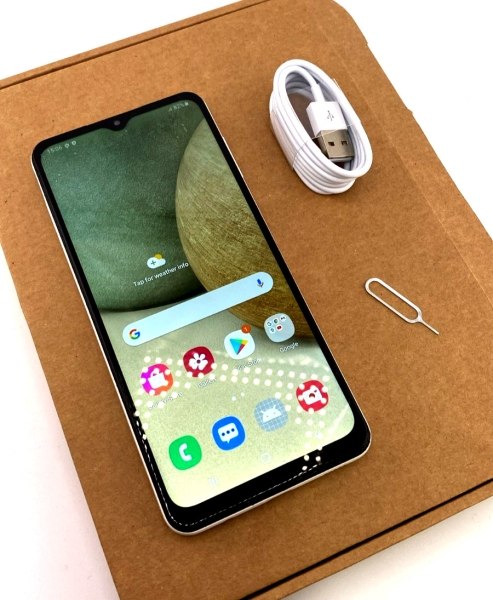 Samsung Galaxy A12 weiß entsperrt Dual Sim 64GB 4GB RAM 6,5″ Android Smartphone.