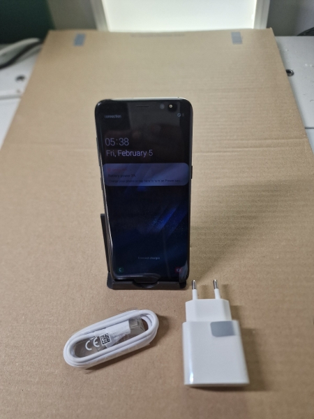 Samsung Galaxy S8 SM-G950F 64GB LTE Schwarz Black Android Smartphone