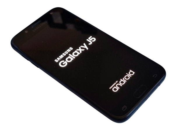 Samsung Galaxy J5 Smartphone 5,2 Zoll 16 GB Schwarz
