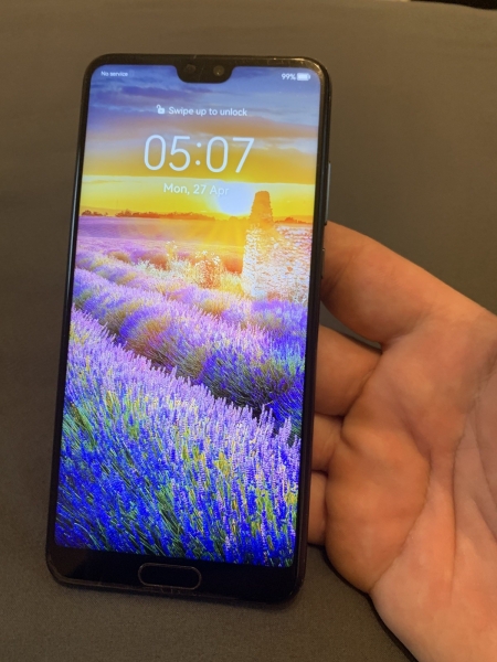 Huawei P20 schwarz entsperrt Dual SIM 128GB 5,8″ 4G Android Smartphone defekt