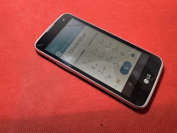 G K4 – K120E (entsperrt) Smartphone Angebot lesen