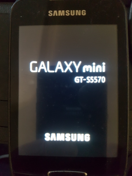 Samsung Galaxy mini GT-S5570 Android Smartphone