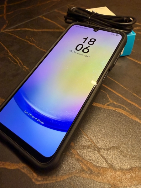 Samsung Galaxy A25 5G Dual-SIM Smartphone 128GB Blau Aura Blue – wie neu!