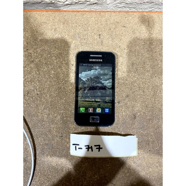 Samsung Galaxy Ace GT-S5830 Android Smartphone weiß 5,0 MP 3,5″ LCD Single SIM