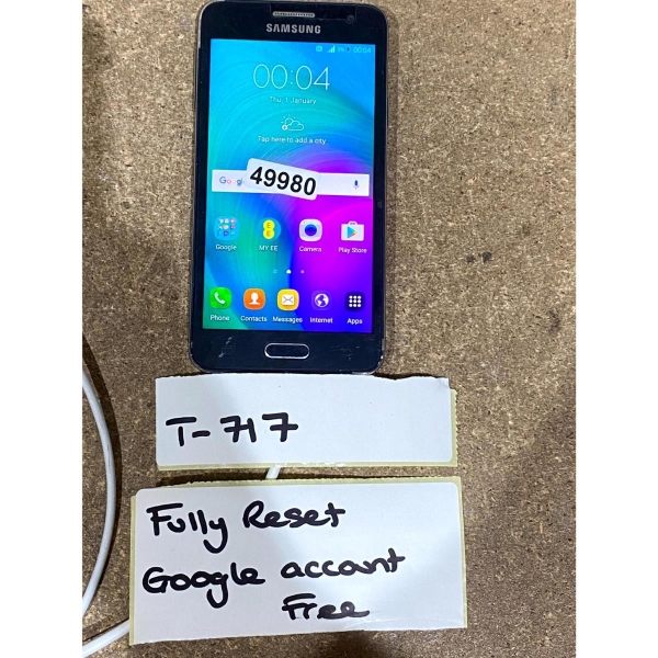 Samsung Galaxy A3 SM-A300FU Android Smartphone Blau 4,5″ AMOLED 8MP (1GB+16GB)