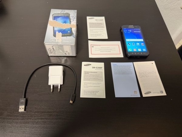 Samsung Galaxy X Cover 3 Handy Smartphone