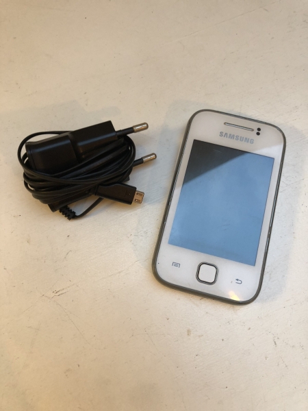 Samsung  Galaxy Young Smartphone