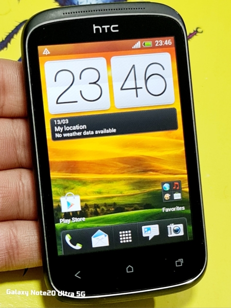 HTC Desire C (entsperrt) 3G Smartphone einwandfreier Zustand mit Ladegerät