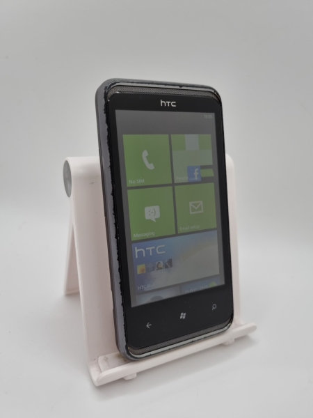HTC 7 Pro schwarz entsperrt 16GB 3,6″ 5MP QWERTZ Tastatur Windows Smartphone