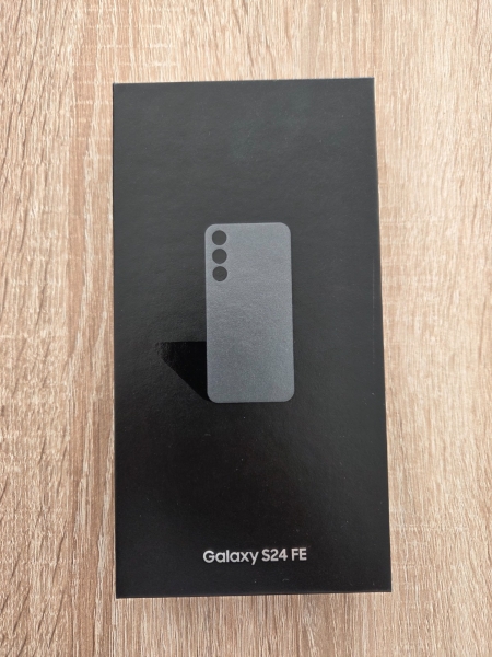 Samsung Galaxy S24 FE Dual-SIM Smartphone 128GB Schwarz Graphite,  – NEU