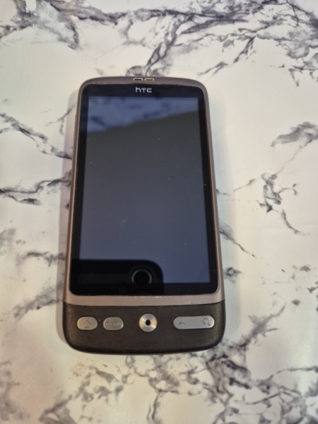 HTC 610 läuft auf Android Plattform.Nicht funktionierende Teile nur 👍 📱 👍