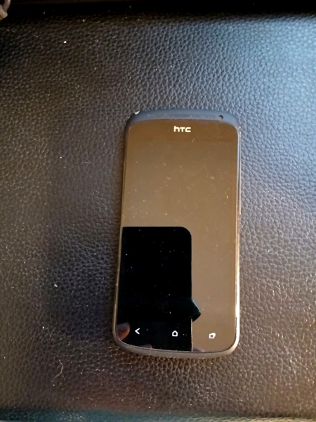 HTC  One X – 16GB – Schwarz (Ohne Simlock) Smartphone