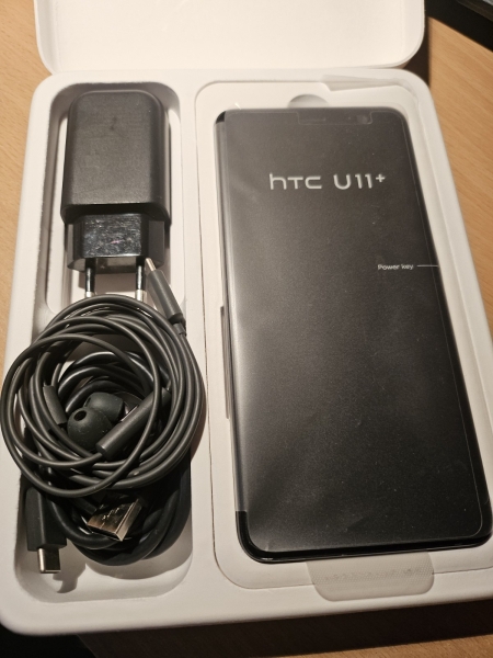 Smartphone Handy HTC U11+