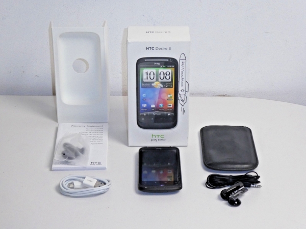 HTC Desire S Smartphone in OVP, ohne Simlock, 2 Jahre Garantie