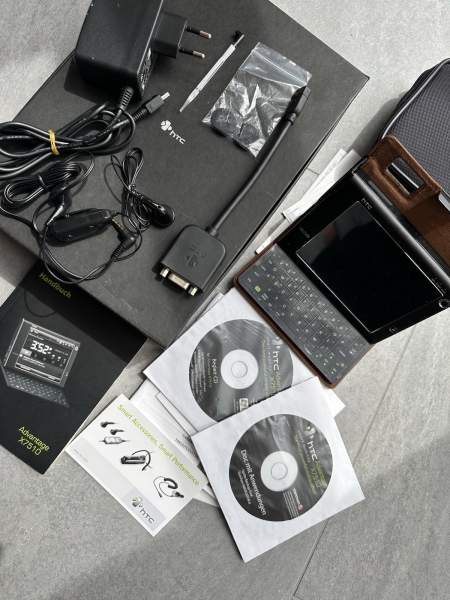 HTC X7510 Advantage 16GB (Simlock Frei) Smartphone WLAN GPS 3G 3MP TOP