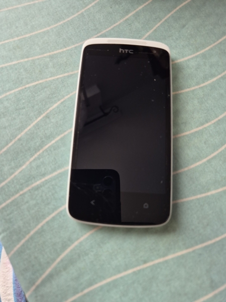 HTC  Desire 500 – 4GB – Glacier Blue (Ohne Simlock) Smartphone