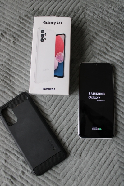 🌺  Samsung Galaxy A 13 weiß 64B white RAM 4GB Smartphone