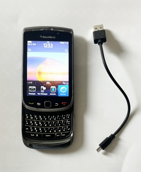 BlackBerry Torch 9800 – 4GB – schwarzes (entsperrt) Smartphone (QWERTY)
