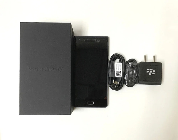 BlackBerry Motion  (Unlocked) 32GB 4GB RAM LTE Smartphone