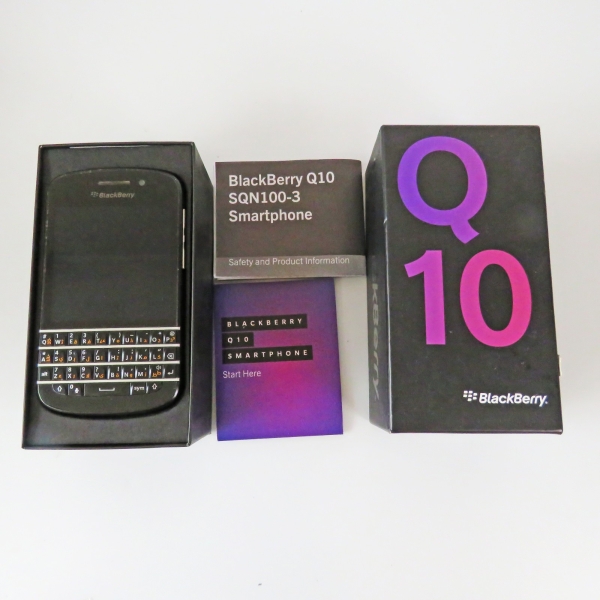 BlackBerry Q10 – 16 GB – Smartphone schwarz (Netzwerk gesperrt) – UNGETESTET