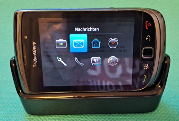 BlackBerry Torch 9800  Smartphone,  ohne Simlock,  guter Zustand