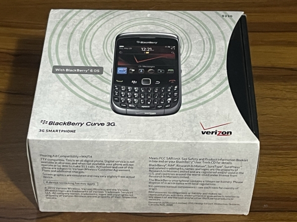 BlackBerry Curve 3G 9330 Charcoal Smartphone Factory Sealed Verizon Phone NEW