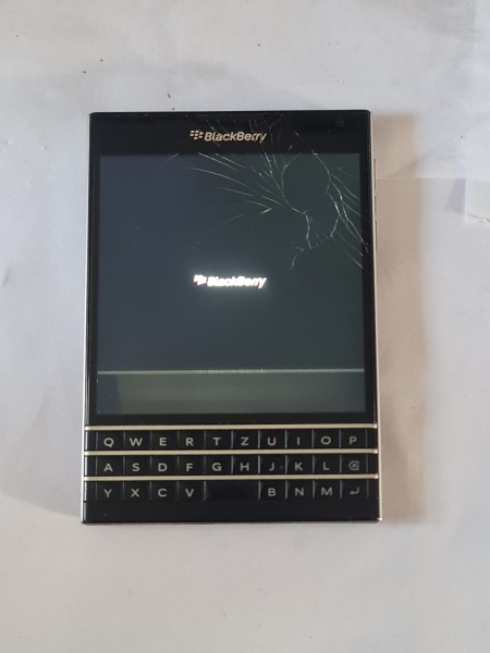 BlackBerry  Passport – 32GB – Schwarz (Ohne Simlock) Smartphone