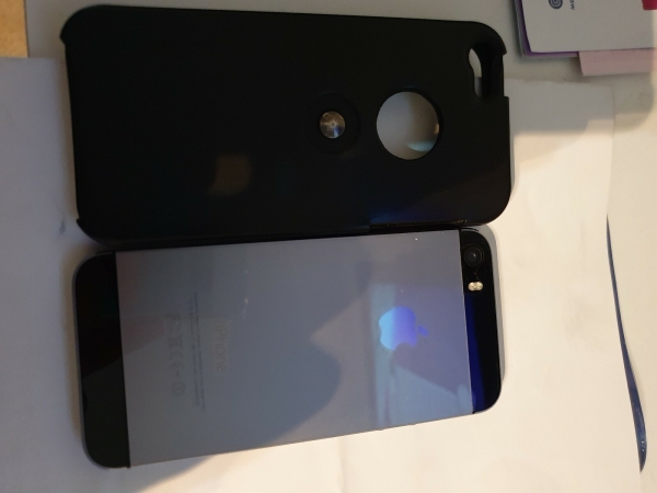 Apple iPhone 5S (ME432B/A) 16GB (entsperrt) GSM Smartphone – Space Grau TOP