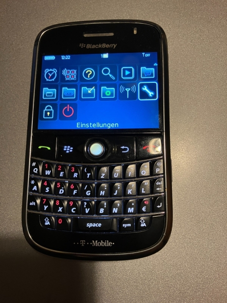 BlackBerry  Bold 9000 – Smartphone