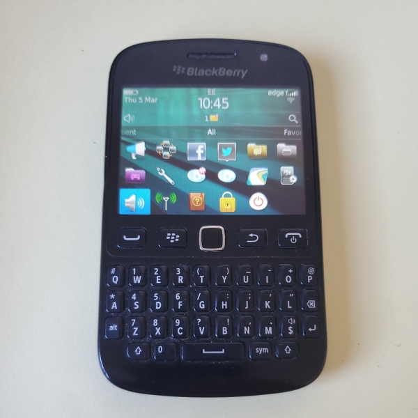 BlackBerry Curve 9720 – Schwarz Locked on EE Netzwerk Smartphone Touchscreen B159