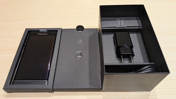 BlackBerry PRIV STV100-3 Global Version Android Smartphone entsperrt getestet