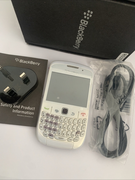 CLASSIC RETRO Blackberry Curve 8520 entsperrt QWERTZ Handy Sammlerstück