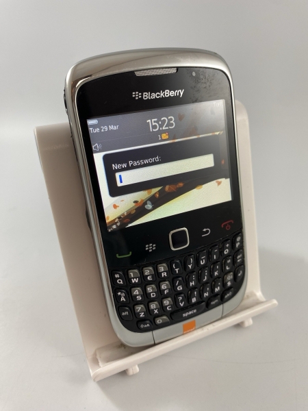 BlackBerry Curve 9300 schwarz orange Netzwerk 256MB 2,4″ QWERTY 3G Smartphone