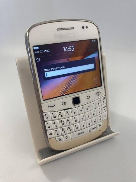 Blackberry Bold Touch 9900 weiß entsperrt 8GB 2,8″ 768MB RAM Handy Smartphone