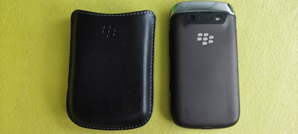 Blackberry 9790 Bold Smartphone, Schwarz, ohne Simlock