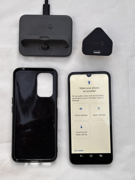 Doro 8100 Android Smartphone für Senioren mit Ladeschale fast neu