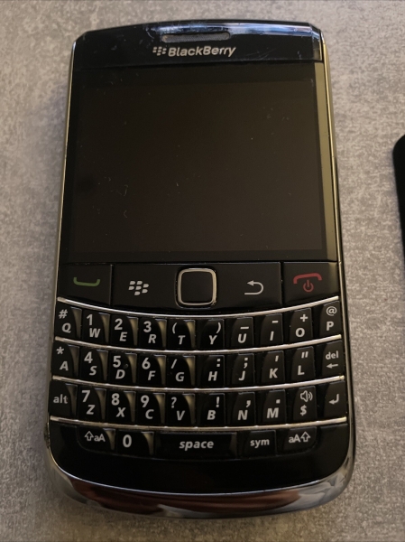 Blackberry Bold Phone – ohne Akku / ohne Sim
