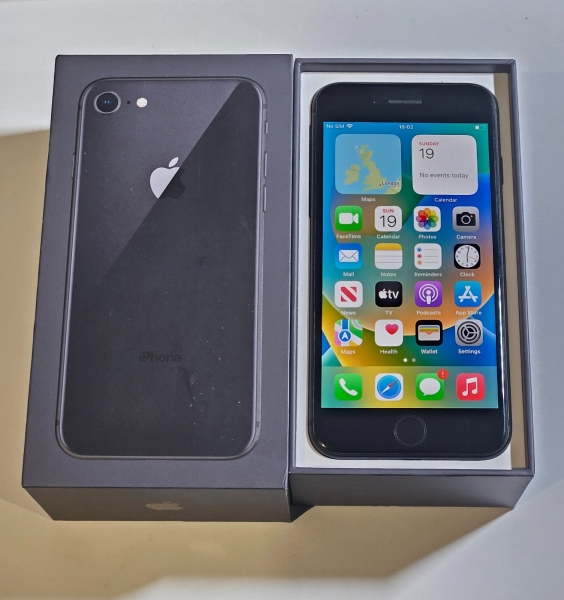 Apple iPhone 8 – 64GB – Space Grau (Ohne Simlock) A1905 (GSM)