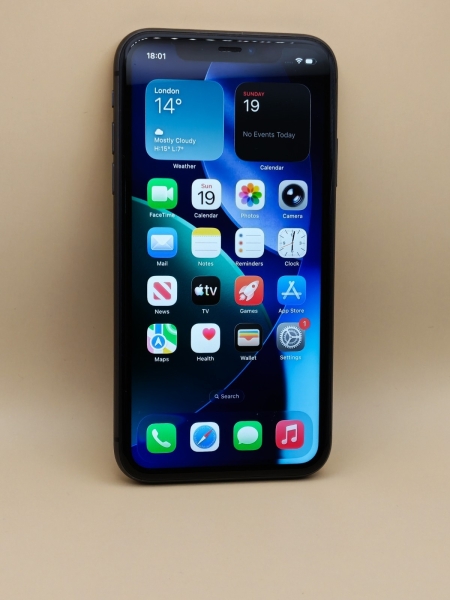 Apple iPhone 11 128GB schwarz entsperrt Smartphone guter Zustand Akku 72%