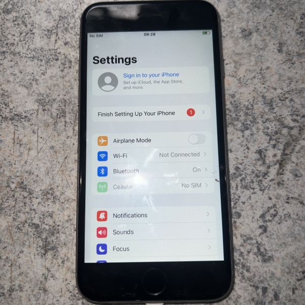 iPhone 6s 32GB – Guter Zustand ERSATZTEILE ODER REPARATUR BRAUCHT AKKU