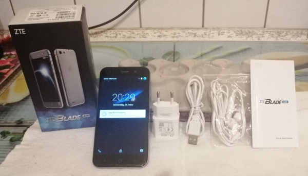 Smartphone ZTE Blade L6 mit Bluetooth und WiFi