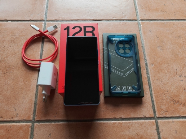 SMARTPHONE ONEPLUS 12R – 16GB RAM 256GB incl. Garantie und Rechnung – HANDY TOP